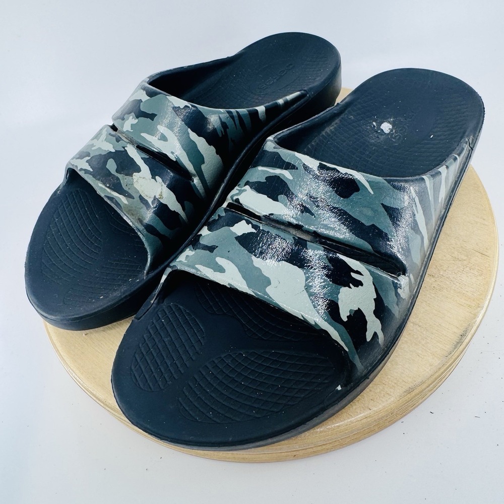 OOFOS OOahh Recovery Slides Black Green Camo Sandals Mens 6 Womens 8 EU39